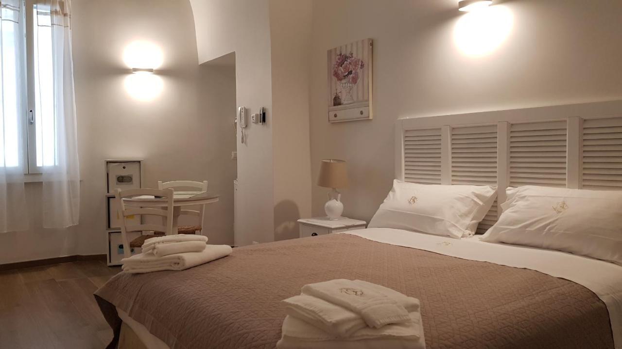 Ferienwohnung La Dimora Dei Sorrisi Monopoli Exterior foto