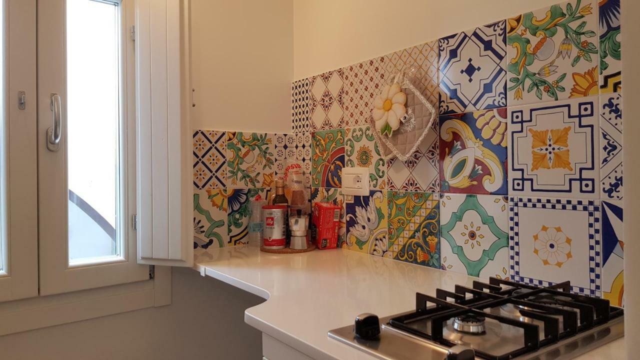 Ferienwohnung La Dimora Dei Sorrisi Monopoli Exterior foto